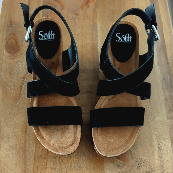 🆕🌿SOFFT SUEDE PLATFORM SANDALS 🌿 - Picture 6 of 7
